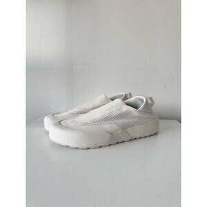 Arcteryx Kragg Shoe Men’s Slip-On Vibram Grip